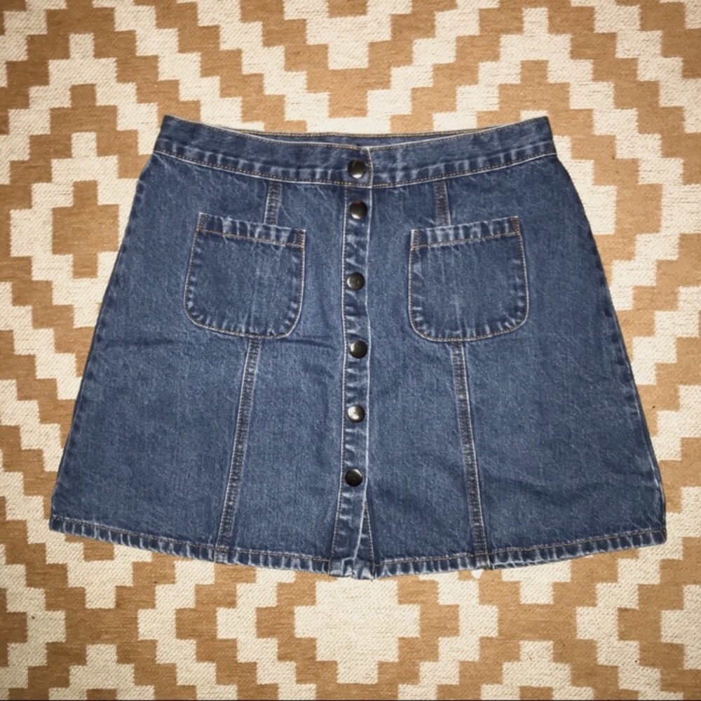 UO Denim Button Skirt (M)